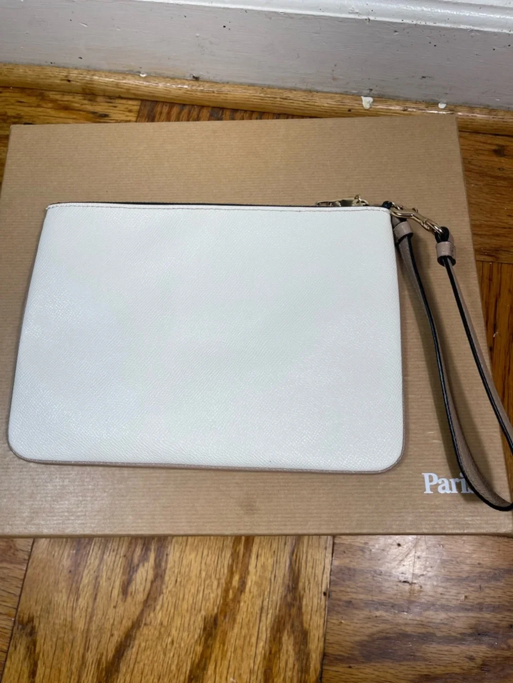 Coach Large Wristlet - Picture 2 of 6